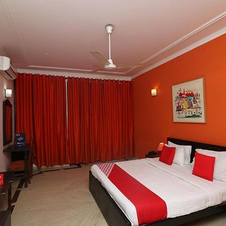 Hotel O Rk Residency Sohana Екстер'єр фото